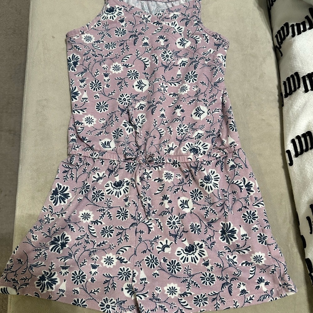 Floral Sleeveless Romper in lavender and White
